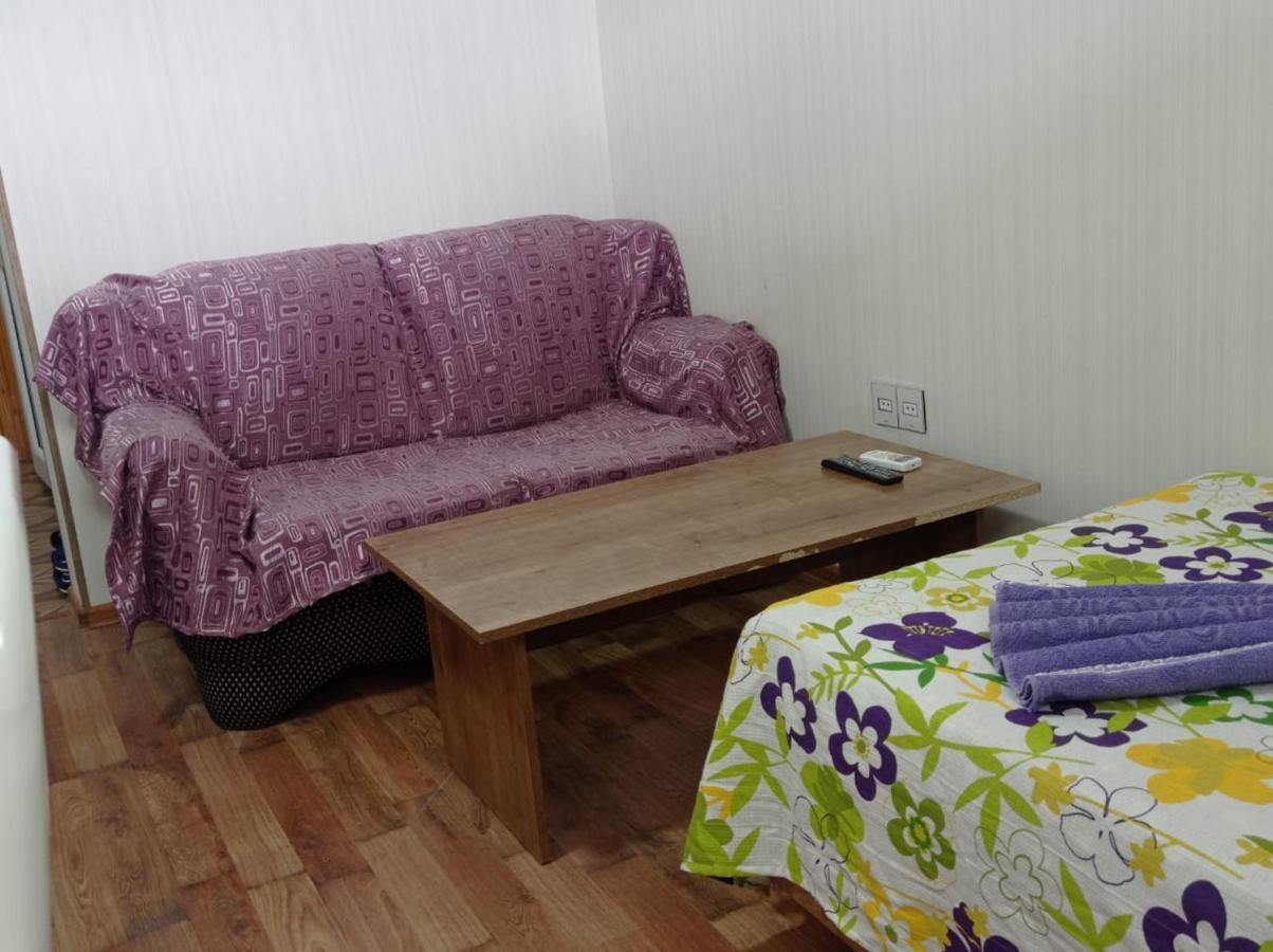 Bizim Ev Hostel Naftalan Bagian luar foto