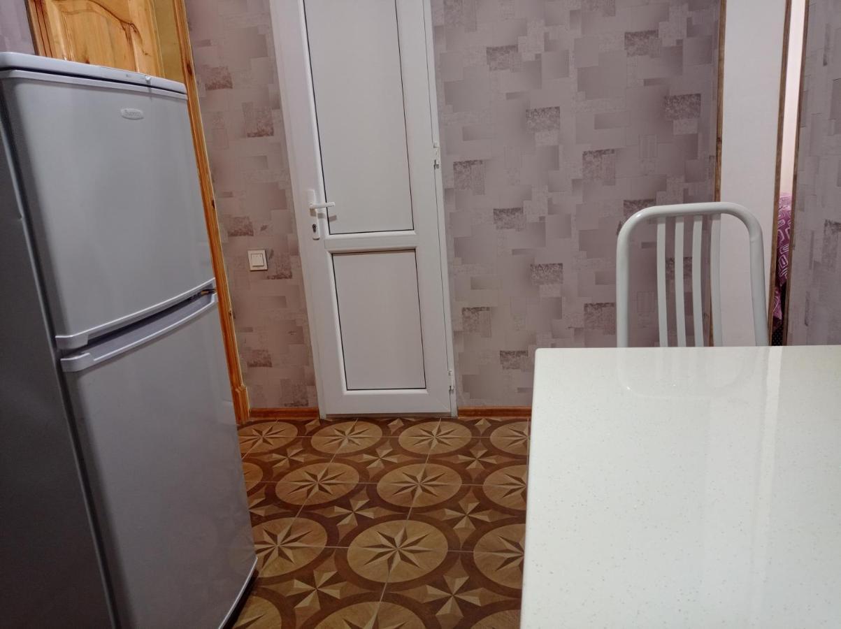 Bizim Ev Hostel Naftalan Bagian luar foto